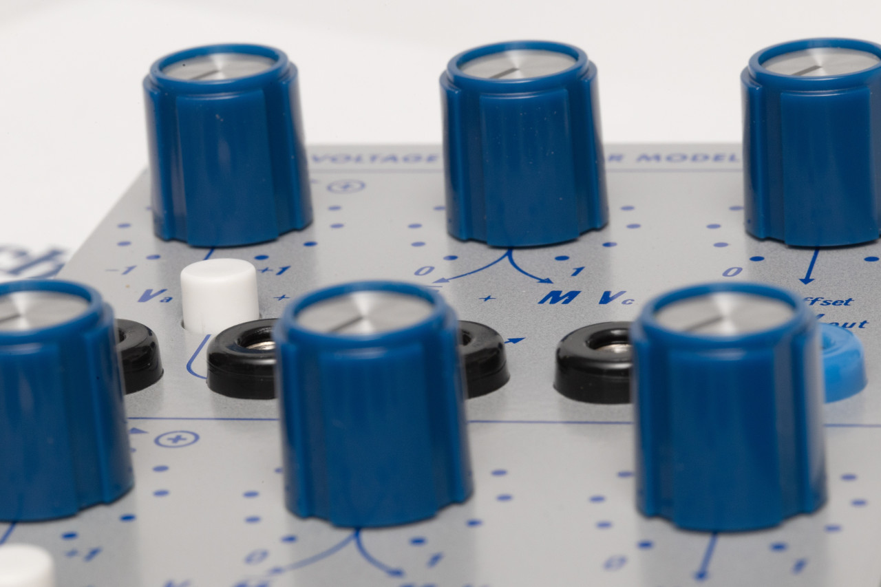 Buchla & Tiptop Audio Dual Voltage Processor Model 257t